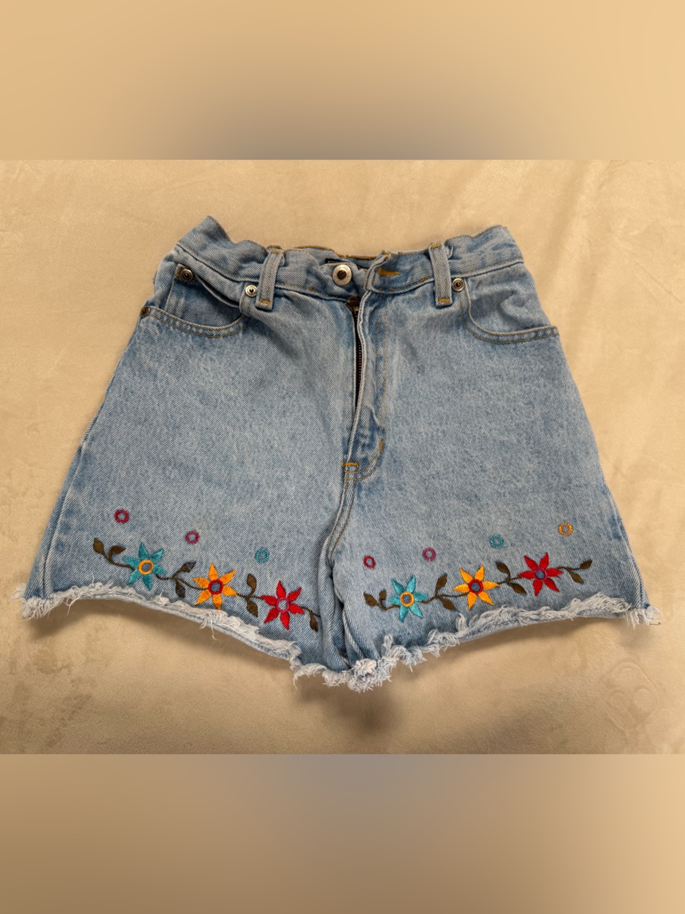 Girls vintage Route 66 embroidered high waisted denim cutoff shorts size 10